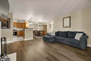 2225 Lovedale Ln, Reston, VA 20191 - Photo 7