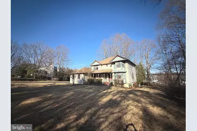 9608 Burke View Avenue, Burke, VA 22015 - Photo 3