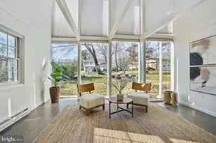 13134 Madonna Ln, Fairfax, VA 22033 - Photo 5