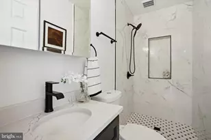 13134 Madonna Ln, Fairfax, VA 22033 - Photo 23