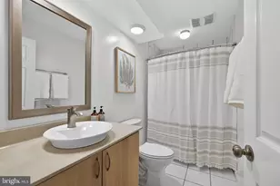 15067 Brown Post Ln, Centreville, VA 20121 - Photo 57