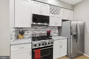 11411 Hollow Timber Ct, Reston, VA 20194 - Photo 19