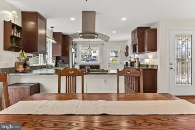 10016 Raeburn Court, Fairfax, VA 22032 - Photo 13