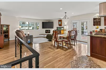 10016 Raeburn Court, Fairfax, VA 22032 - Photo 7