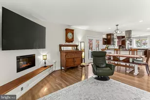 10016 Raeburn Ct, Fairfax, VA 22032 - Photo 11