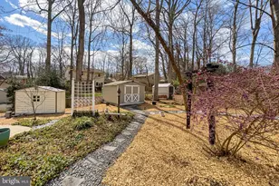 10016 Raeburn Ct, Fairfax, VA 22032 - Photo 55