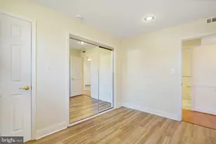 6924 Kenfig Dr, Falls Church, VA 22042 - Photo 11