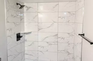 1657 Parkcrest Cir, Reston, VA 20190 - Photo 11