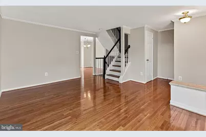 13855 Laura Ratcliff Court, Centreville, VA 20121 - Photo 9