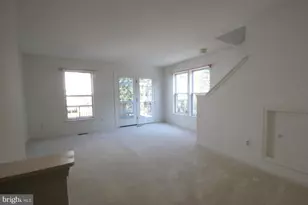 4312 Mallory Hill Ln, Fairfax, VA 22033 - Photo 9