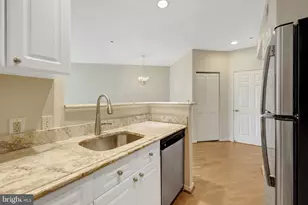 1625 International Dr, McLean, VA 22102 - Photo 11