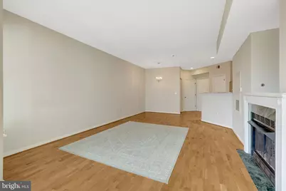 1625 International Drive #421, McLean, VA 22102 - Photo 17