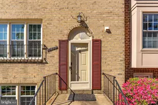 10456 Malone Ct, Fairfax, VA 22032 - Photo 3