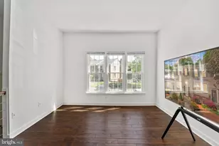 10456 Malone Ct, Fairfax, VA 22032 - Photo 9