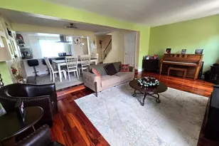 4453 Edan Mae Ct, Annandale, VA 22003 - Photo 3