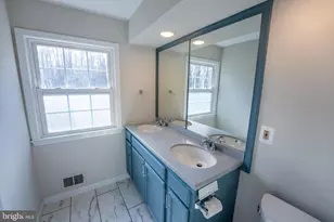 8209 Mockingbird Dr, Annandale, VA 22003 - Photo 33