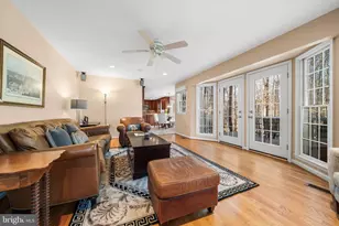 4926 Novak Ln, Fairfax, VA 22030 - Photo 17