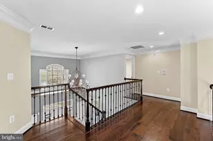 8138 Rondelay Ln, Fairfax Station, VA 22039 - Photo 27