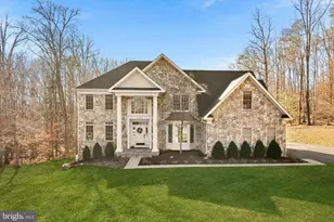 8138 Rondelay Ln, Fairfax Station, VA 22039 - Photo 1