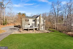 8138 Rondelay Ln, Fairfax Station, VA 22039 - Photo 55