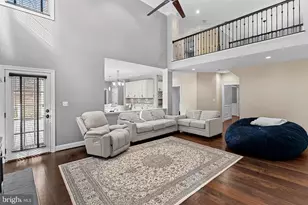 8138 Rondelay Ln, Fairfax Station, VA 22039 - Photo 17