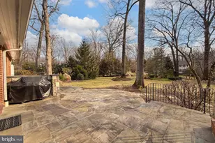 7509 Walton Ln, Annandale, VA 22003 - Photo 23