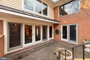 7509 Walton Ln, Annandale, VA 22003 - Photo 57