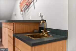 7509 Walton Ln, Annandale, VA 22003 - Photo 61