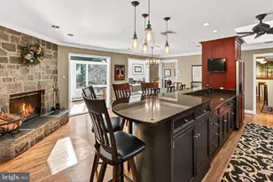 7509 Walton Ln, Annandale, VA 22003 - Photo 13