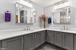 7509 Walton Ln, Annandale, VA 22003 - Photo 39