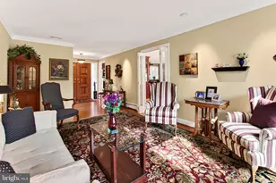 7509 Walton Ln, Annandale, VA 22003 - Photo 7