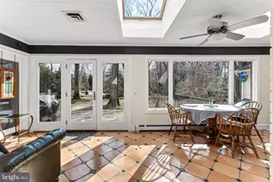 7509 Walton Ln, Annandale, VA 22003 - Photo 17