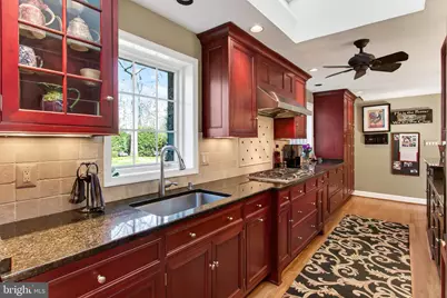 7509 Walton Lane, Annandale, VA 22003 - Photo 9