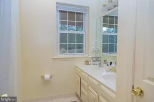 500 Springvale Rd, Great Falls, VA 22066 - Photo 7