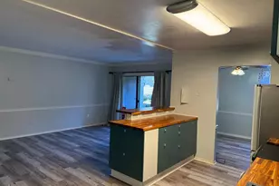 523 Florida Ave, Herndon, VA 20170 - Photo 5