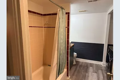 523 Florida Avenue #T2, Herndon, VA 20170 - Photo 15