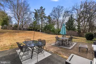 4015 Hirst Dr, Annandale, VA 22003 - Photo 23