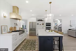 5696 Tunwell Ct, Burke, VA 22015 - Photo 15