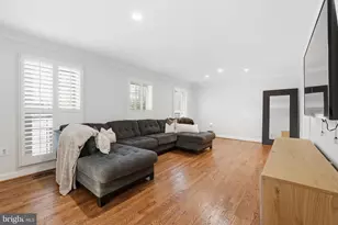 7319 Westmore Dr, Springfield, VA 22150 - Photo 13