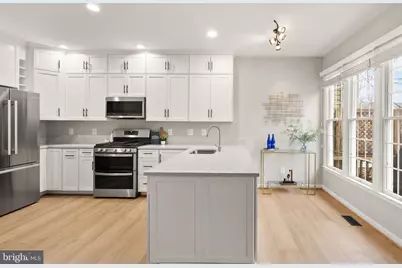 105 Shepherdson Lane NE, Vienna, VA 22180 - Photo 7