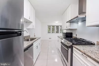 7815 Bristow Drive, Annandale, VA 22003 - Photo 11