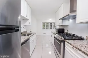 7815 Bristow Dr, Annandale, VA 22003 - Photo 11