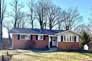 7815 Bristow Dr, Annandale, VA 22003 - Photo 1