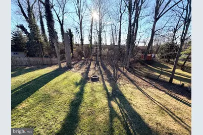 7815 Bristow Drive, Annandale, VA 22003 - Photo 5