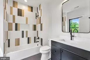 930 Fairway Dr NE, Vienna, VA 22180 - Photo 35