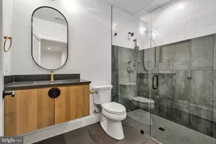 930 Fairway Dr NE, Vienna, VA 22180 - Photo 35