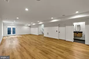 930 Fairway Dr NE, Vienna, VA 22180 - Photo 39