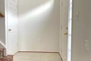 4080 Fountainside Ln, Fairfax, VA 22030 - Photo 5