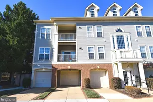 11322 Westbrook Mill Ln, Fairfax, VA 22030 - Photo 3