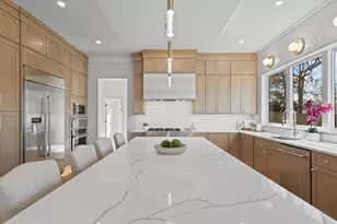 616 Gibson Cir SW, Vienna, VA 22180 - Photo 7